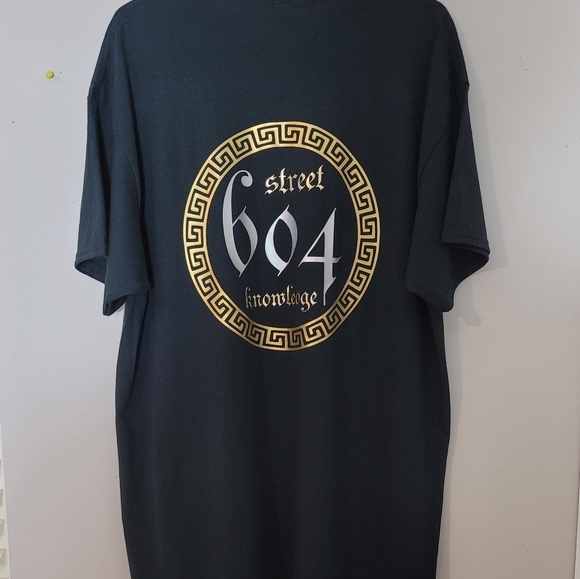 shirt - Picture 4 of 4